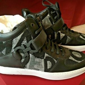 Salvatore Ferragamo Rare Grigiomela Nayon Shoe 9D